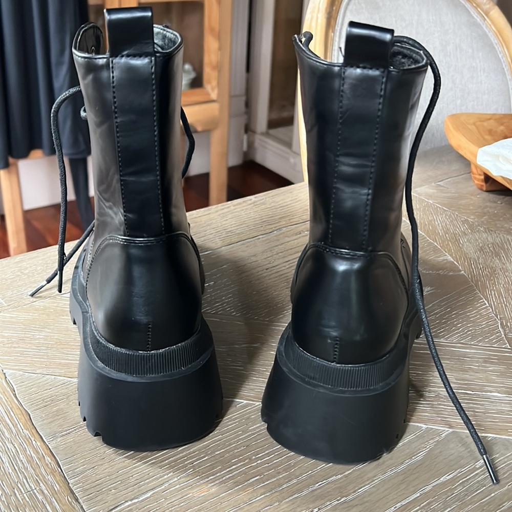 TopShop Combat Boots EU40 US size 9.5 Black Lace Up Winter - Picture 3 of 6